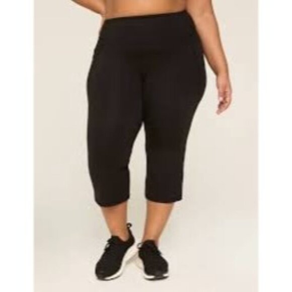 Lane Bryant Livi Black Capri Leggings Signature Stretch Elastic Waist 18/20 NEW - Picture 1 of 7